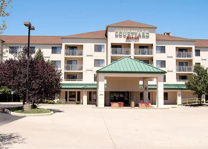 Hotel with view: Courtyard By Marriott Cincinnati Airport